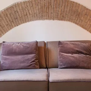 In - Scala Apartment Rome